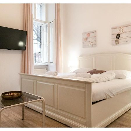 Stylish Apt - Ideal For Longstays Near Matzleinsdorferplatz Vienna Luaran gambar